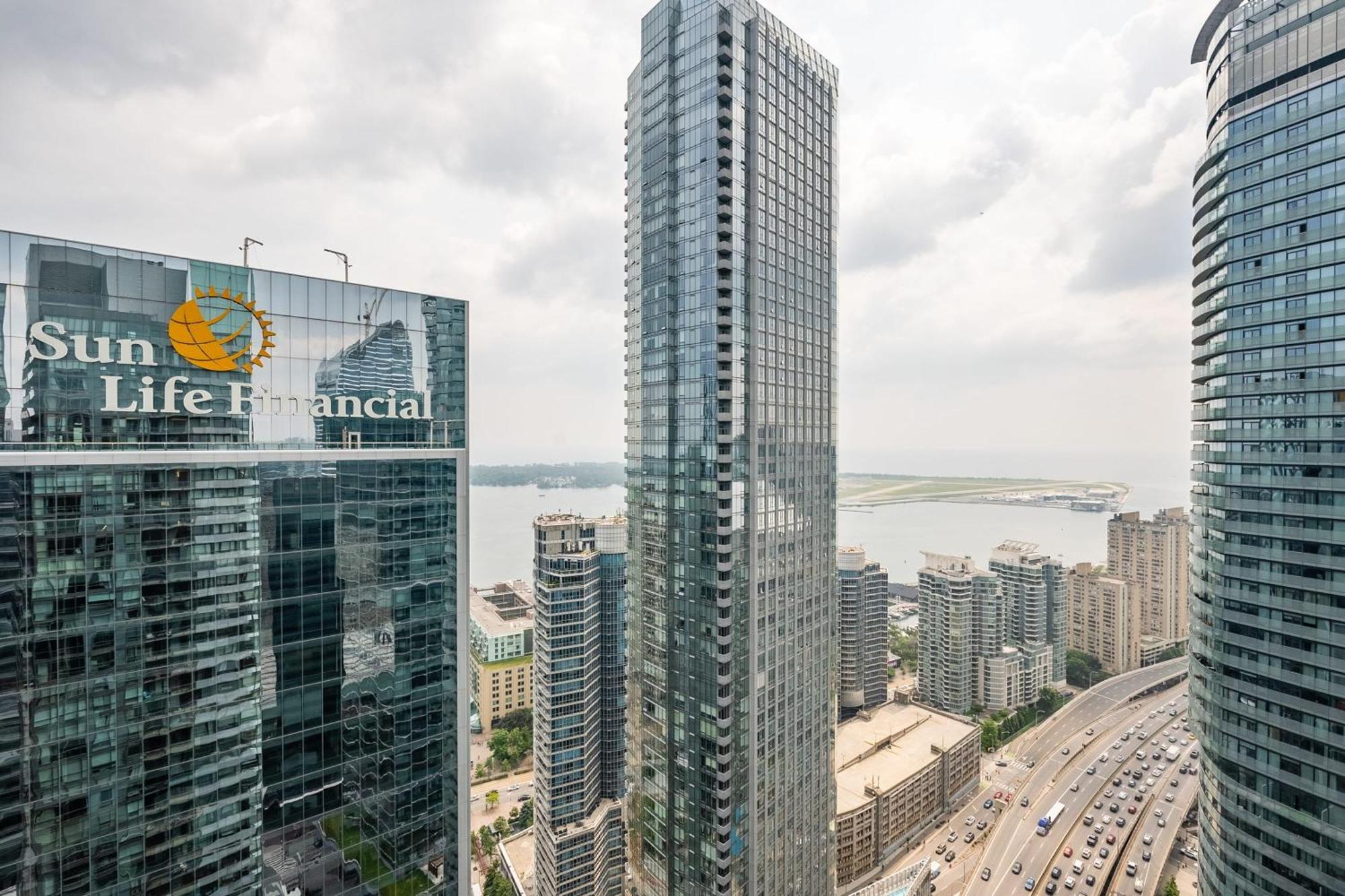 1Br Luxury Condo - Downtown Toronto Bagian luar foto